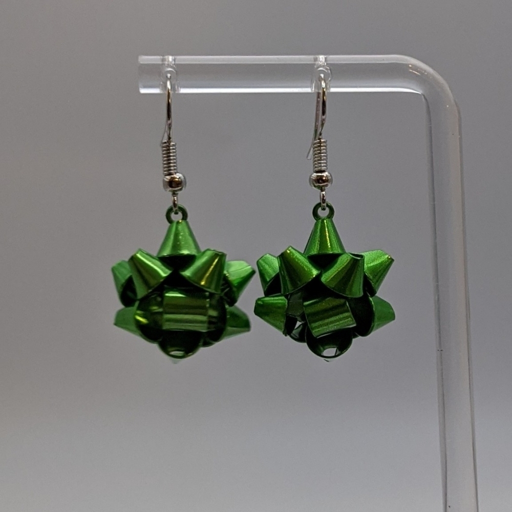 Green Christmas bow drop earrings